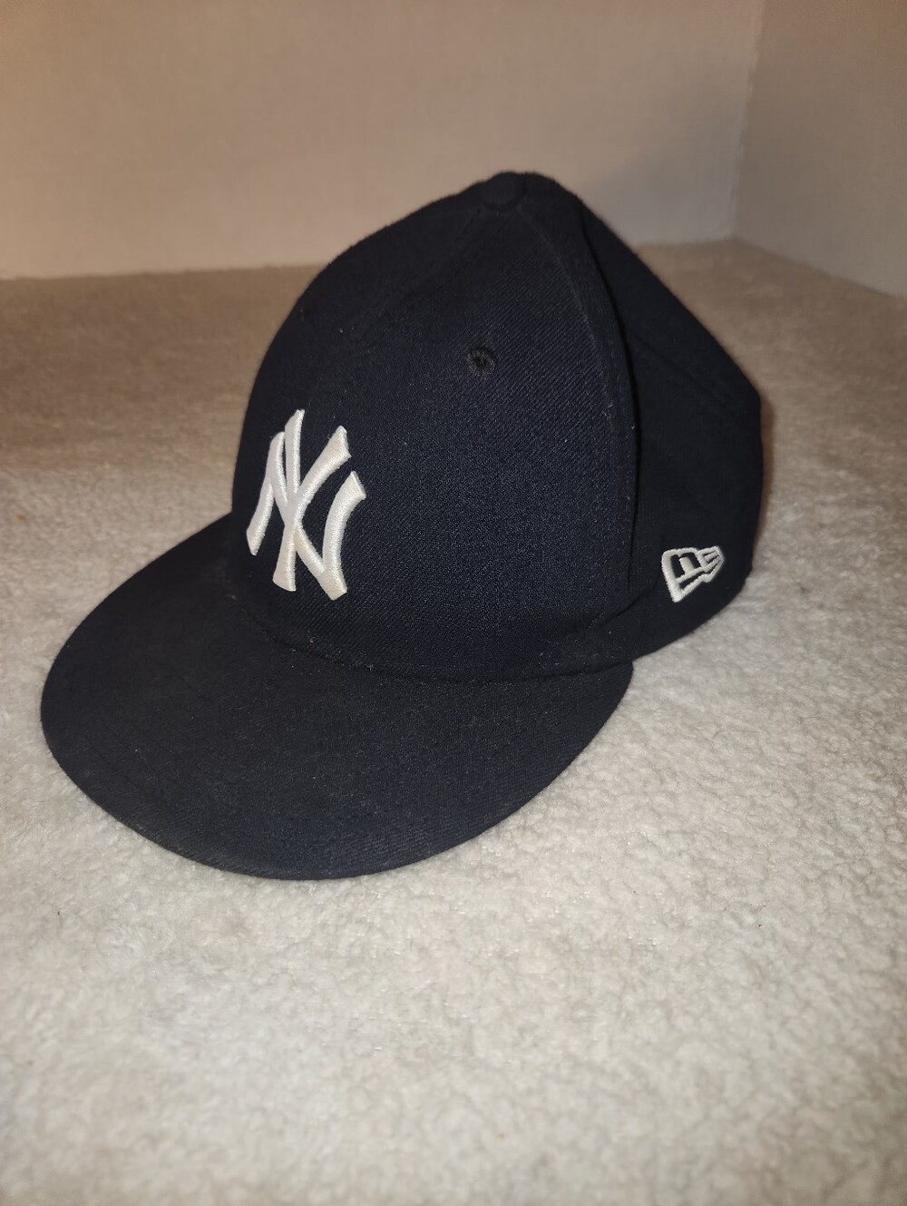 New Era Navy Hat with White NY Logo Size 7 5/8